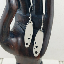 Load image into Gallery viewer, Quiet Moments Sterling Silver 925 drop Earrings
