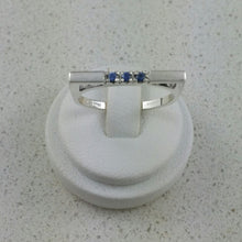 Load image into Gallery viewer, Sapphire flat top ring 925 Sterling silver
