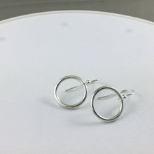 Load image into Gallery viewer, Solid Circle Earrings 925 Sterling Silver
